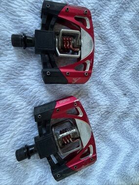 Red Clipless MTB Pedals - Pair